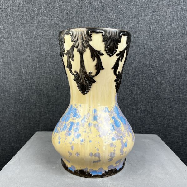 Art Nouveau vase by Valdemar Engelhardt
