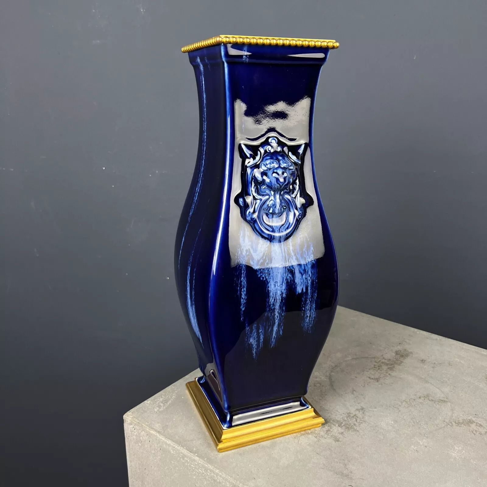 Kin-Te-Tchin” Porcelain Vase on a Bronze Base by Albert-Ernest